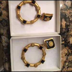 Vintage black & gold clip-on statement earrings.