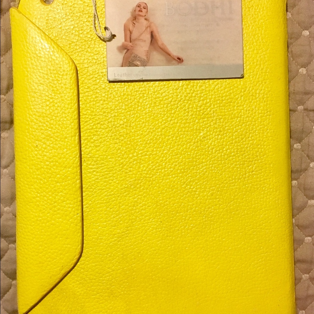 Bodhi leather iPad 2 gen new with tags yellow!!