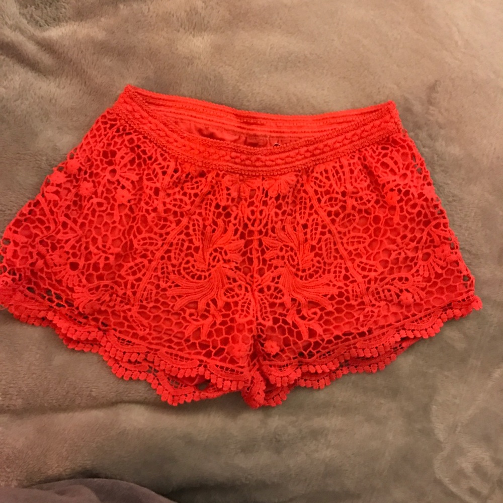 Shorts NWT