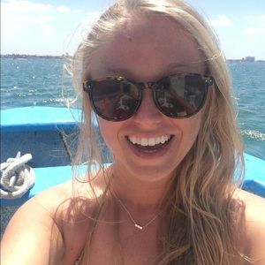 Meet your Posher, Lindsay