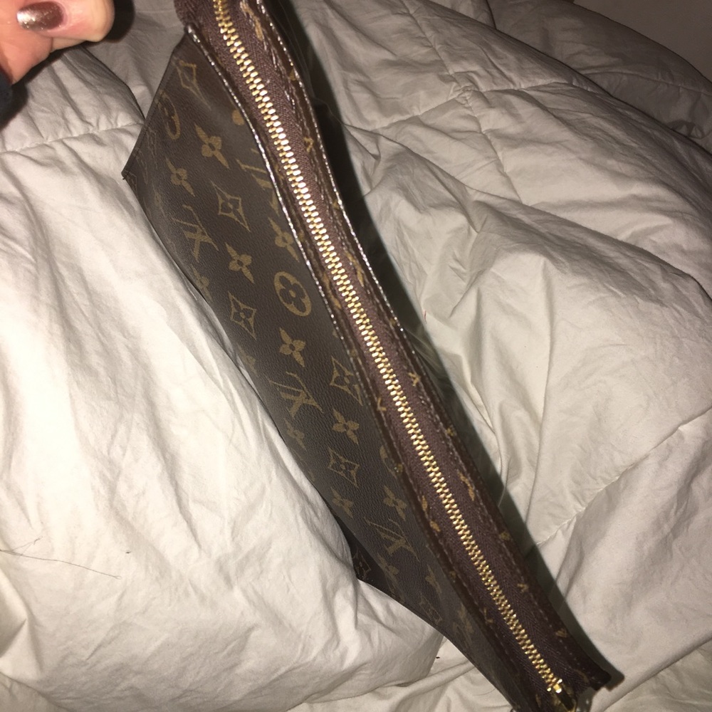 Louis Vuitton Toiletry Pouch 26!