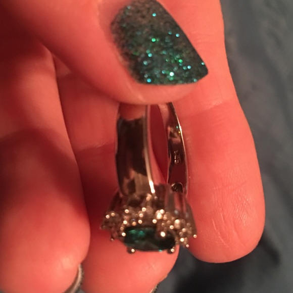 Gemstone ring - Picture 7 of 8