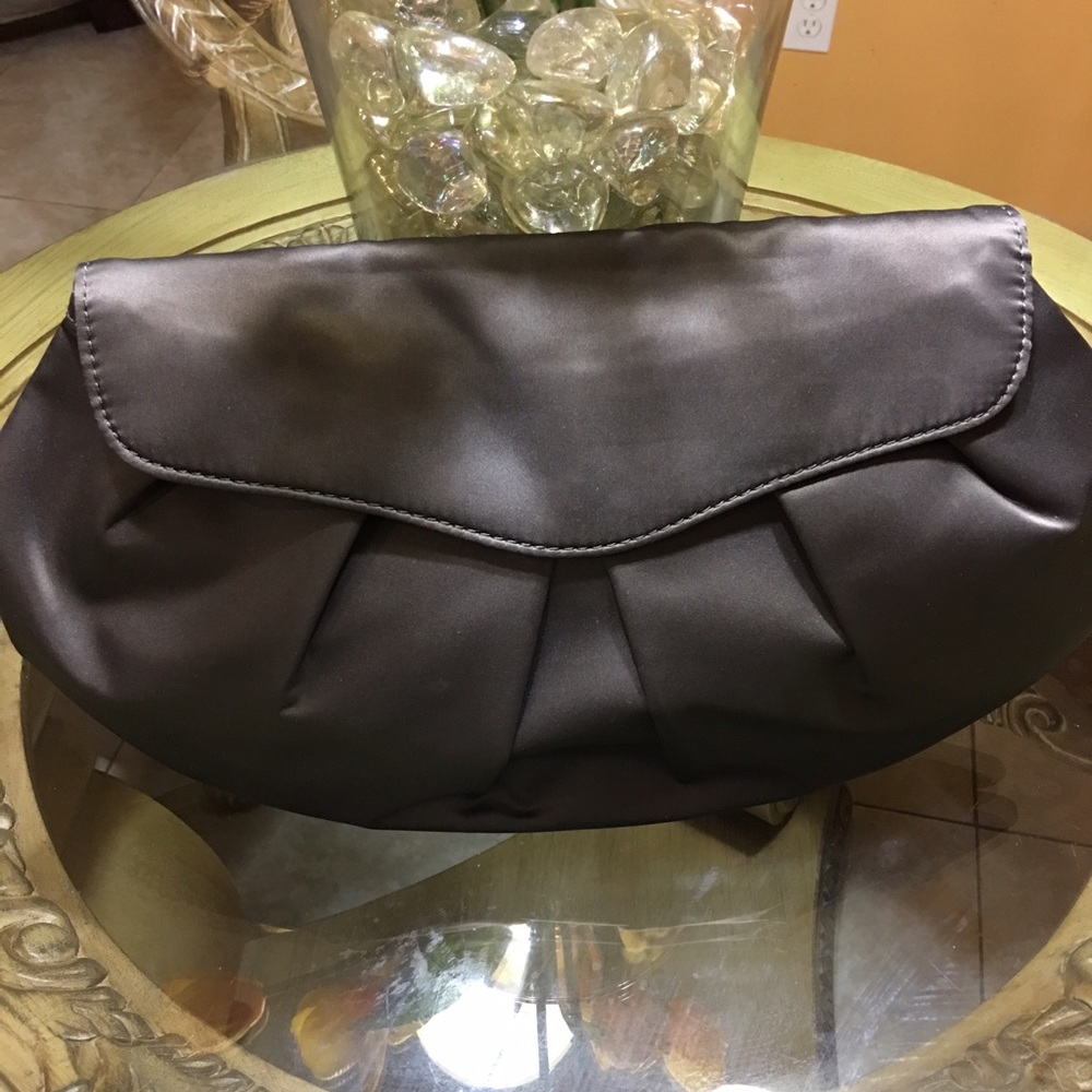 Beautiful satin gray purse!