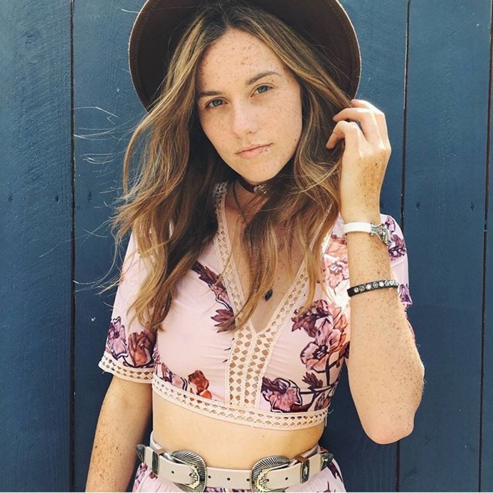 Lf stores crop top