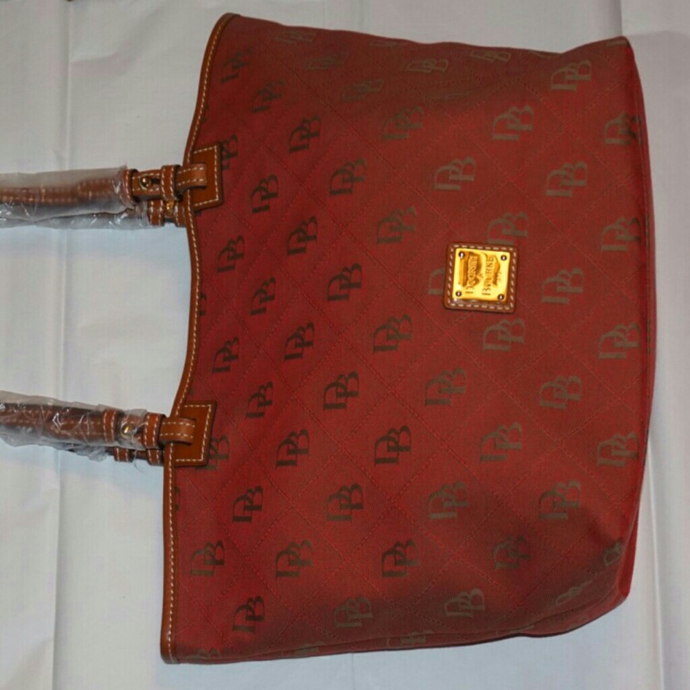 NEW Dooney & Bourke handbag
