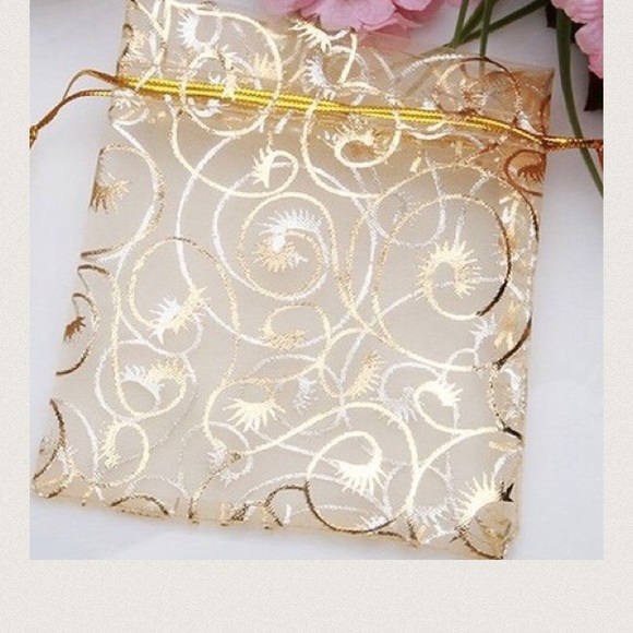 🔴🆕Gold Crystal Zirconia leaves tassel ear studs - Picture 5 of 6