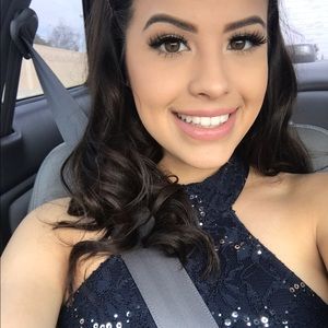 Meet your Posher, Luz melissa