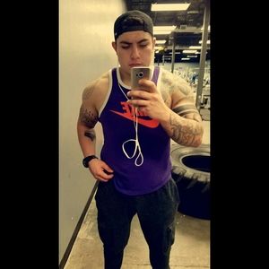 Meet your Posher, Charles