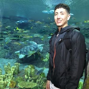 Meet your Posher, Omar