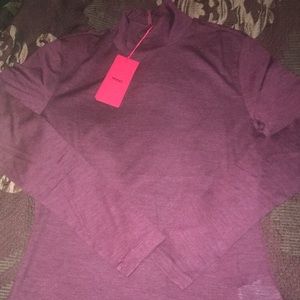 Women's Hugo Boss plum mock turtleneck in small