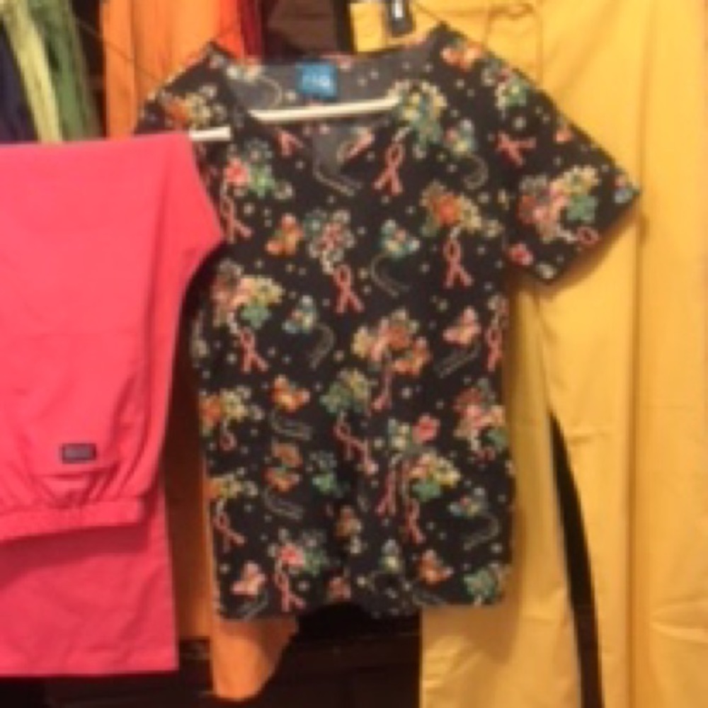 Scrub top/bottom