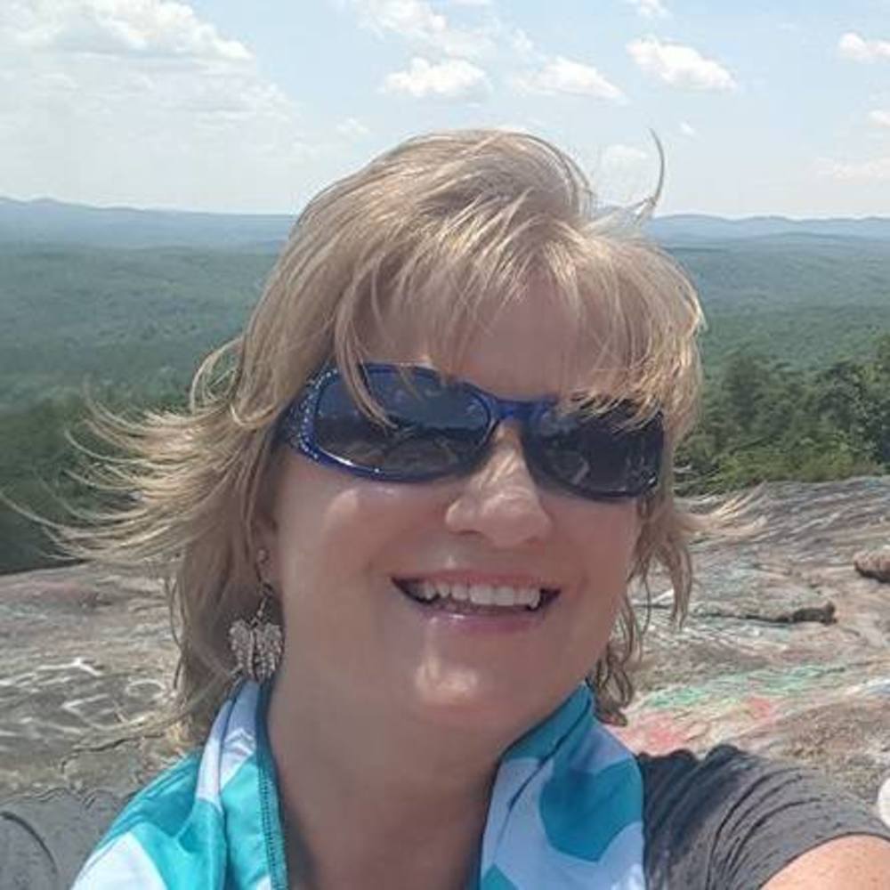 Meet your Posher, Debbie