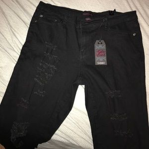 Black Skinny Jeans