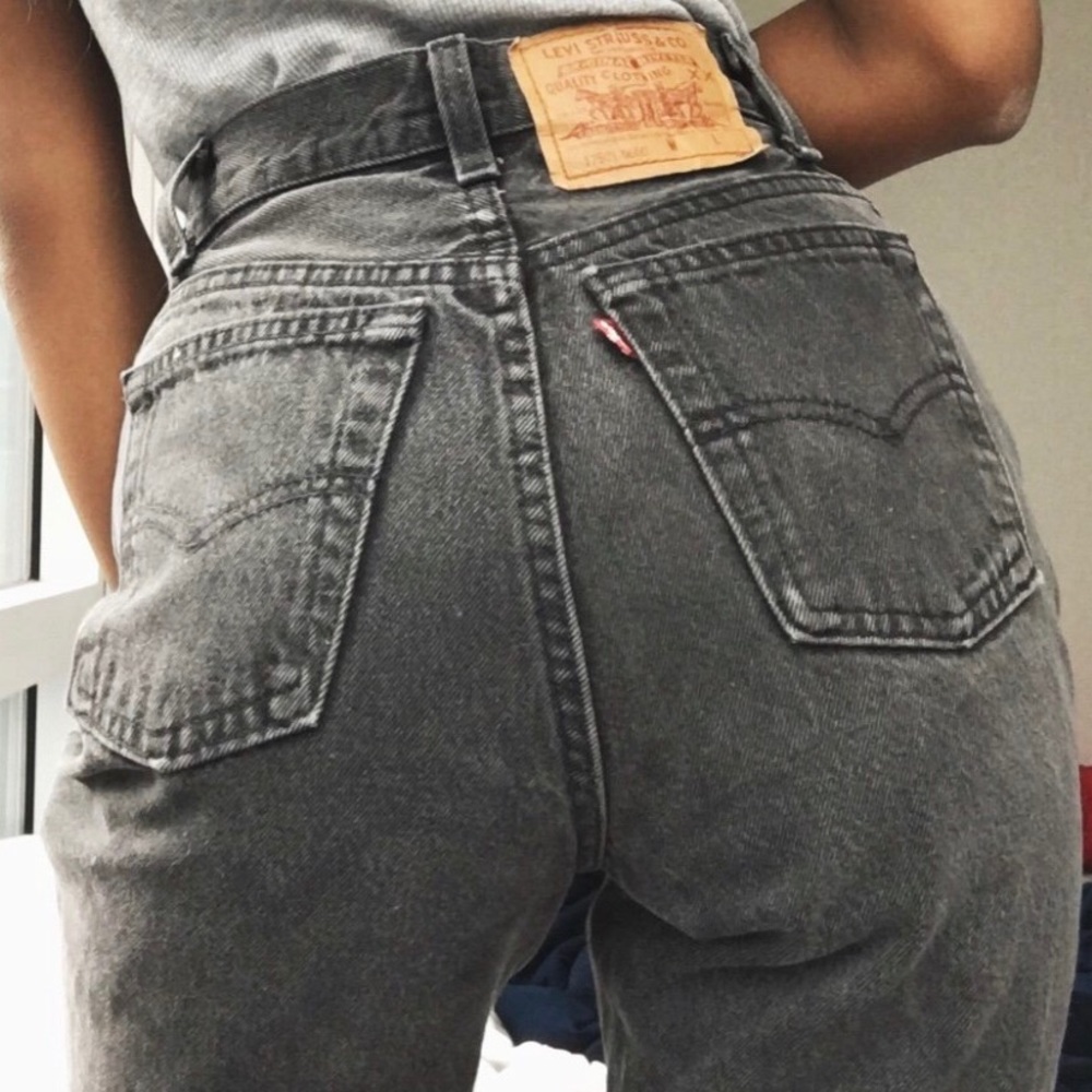 🚫SOLD🚫 VINTAGE 501 LEVIS SZ 24 PERF FADED BLACK
