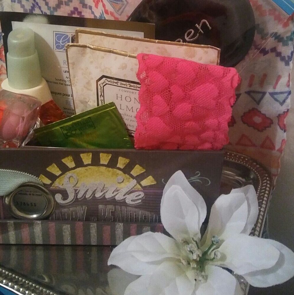 A little box full of l?ve