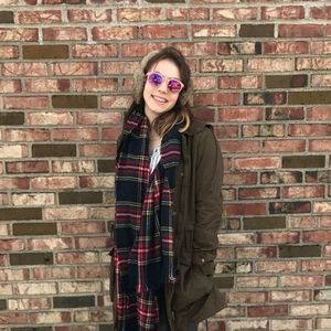 Meet your Posher, Raeanna