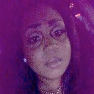 Meet your Posher, Kenisha