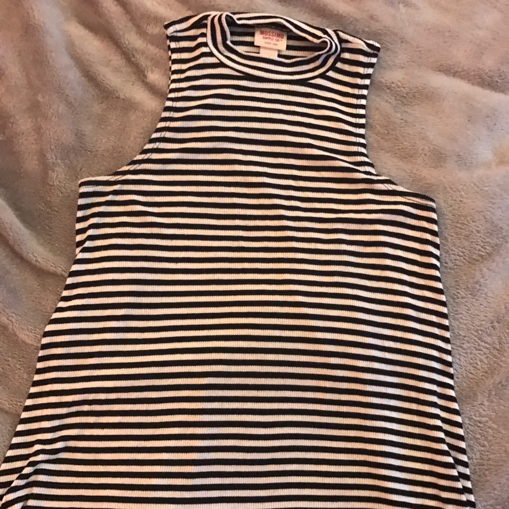 Mossimo shirt