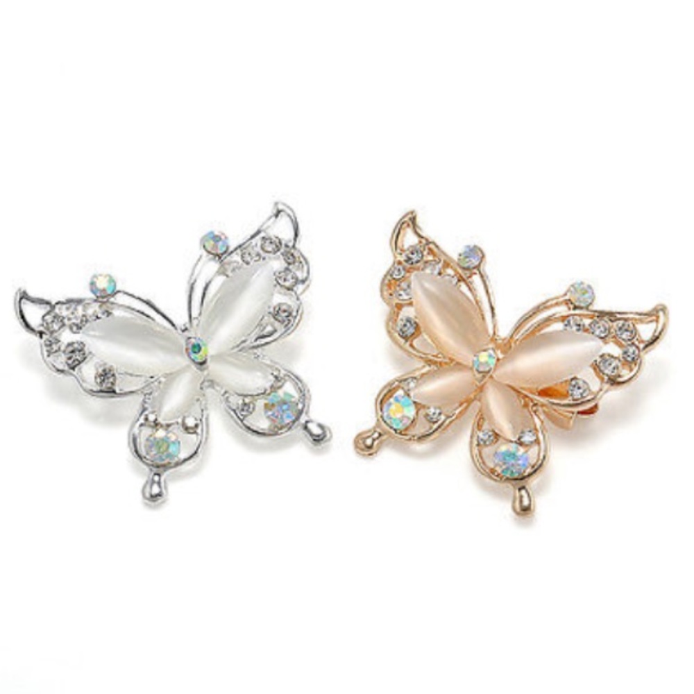 💕NWT Crystal Rhinestone Brooch Pin Jewelry