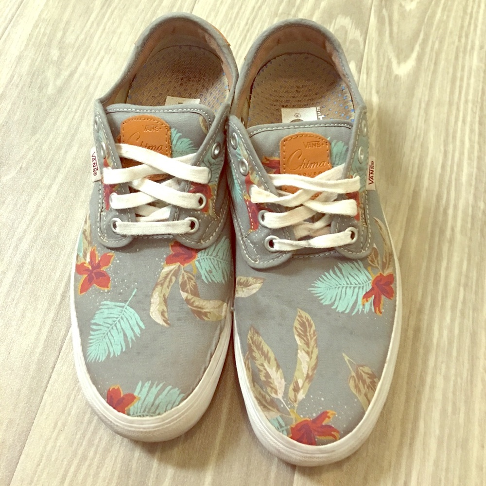 Vans Hawaiian Floral Print size 8