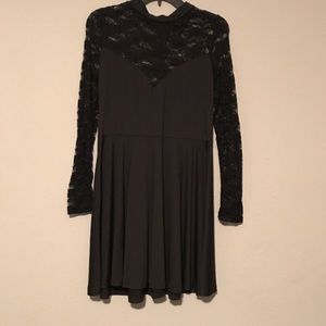 Long sleeve lace dress