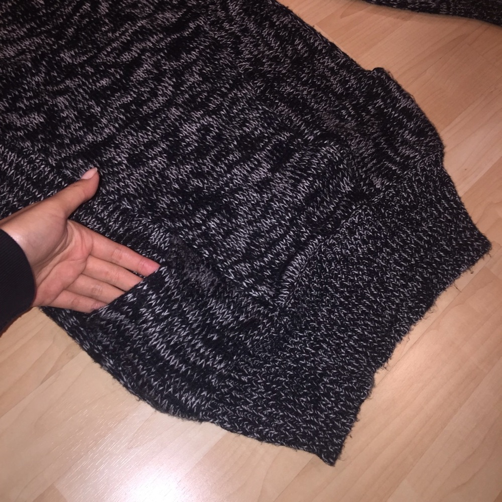 Knit Sweater - Picture 3 of 4