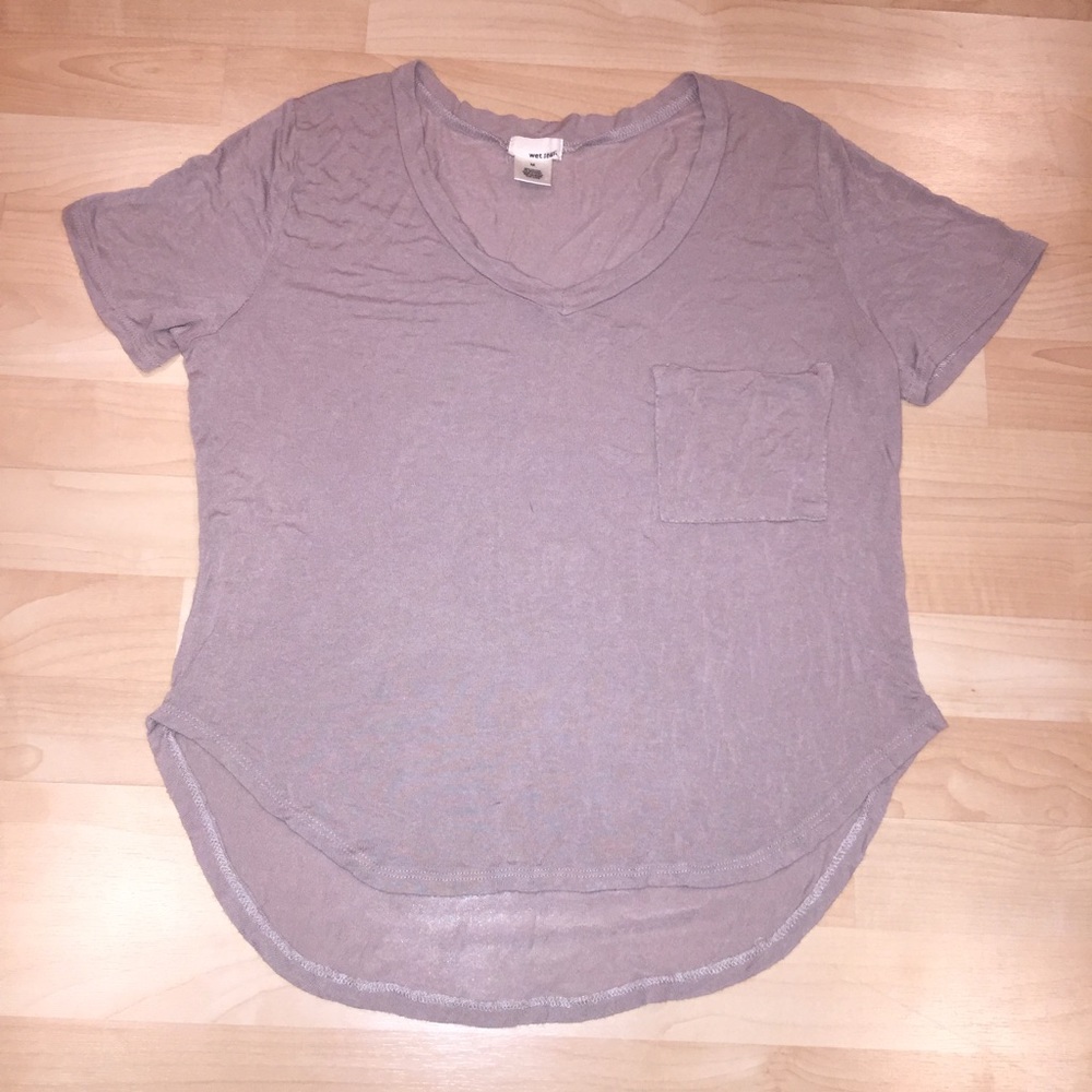 V-neck Tee