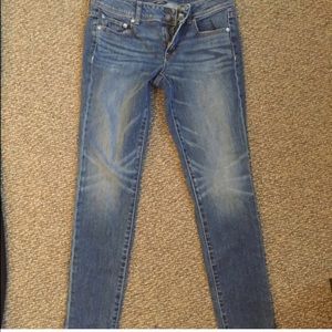American Eagle skinny jeans size 6 R