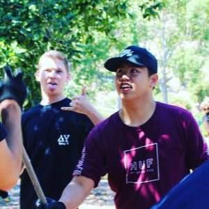 Meet your Posher, Dennis