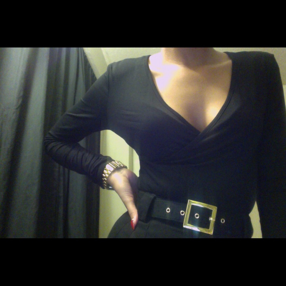 Selling clothes and accessories.