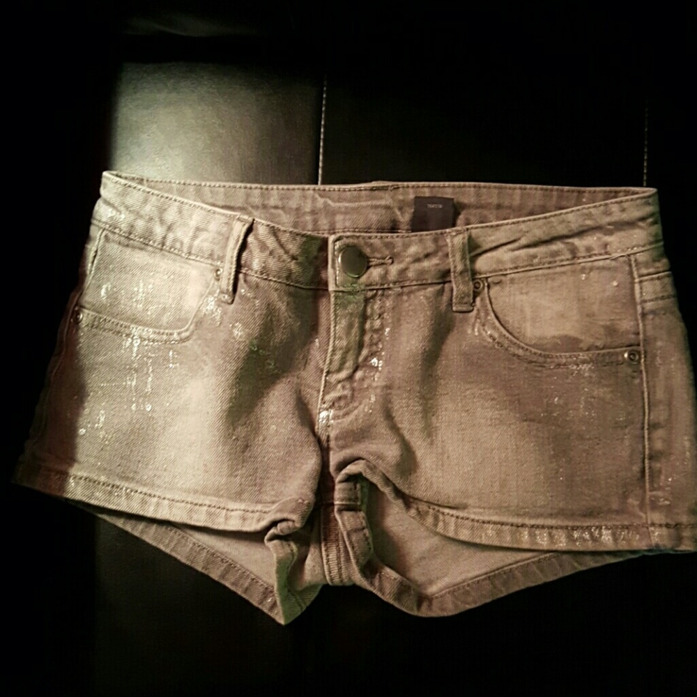 Ladies shorts