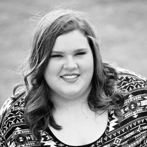 Meet your Posher, Caitlin