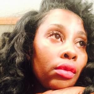 Meet your Posher, Maya