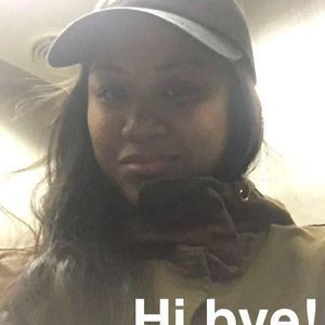 Meet your Posher, Christine