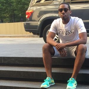 Meet your Posher, Micah