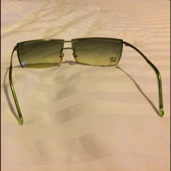 Authentic Gucci sunglasses w/Swarovski- Vintage! - Picture 4 of 5