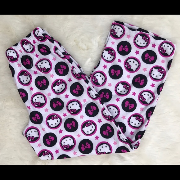 Hello Kitty Pajama Sleepwear - Picture 5 of 6