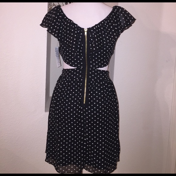 Sweet and Edgy Dress - Picture 3 of 4