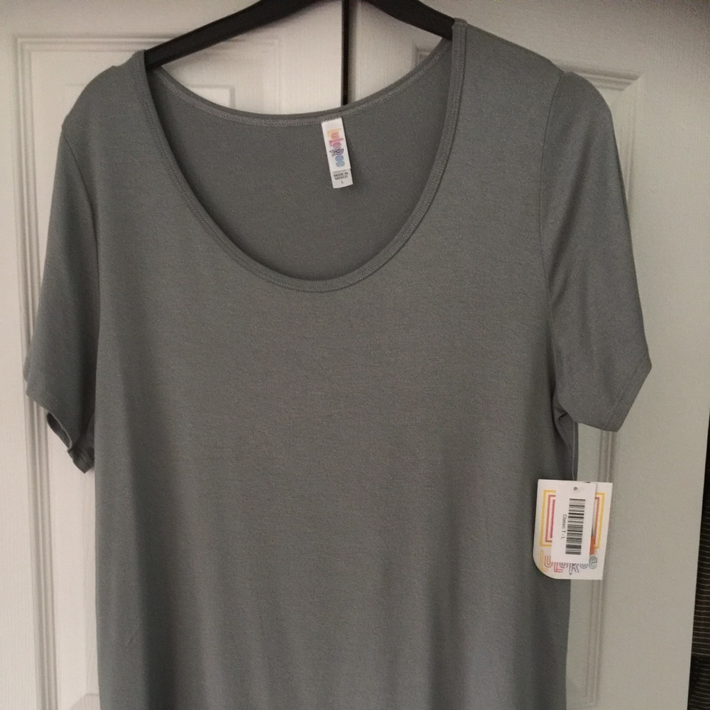 LuLaRoe Classic T - BNWT brand new, never worn.