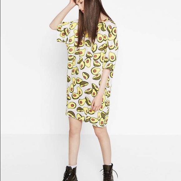 Zara T-shirt dress with avocado print - Picture 4 of 6