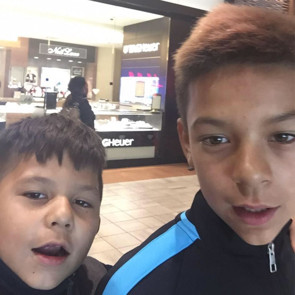 Meet your Posher, Evelyn