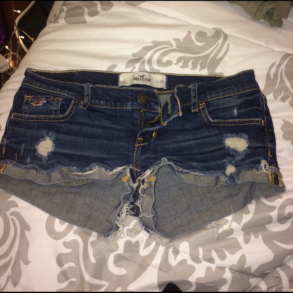 Hollister jean shorts