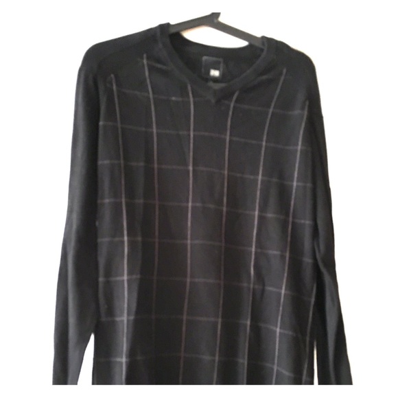 Men's v neck sweater - Picture 1 of 2