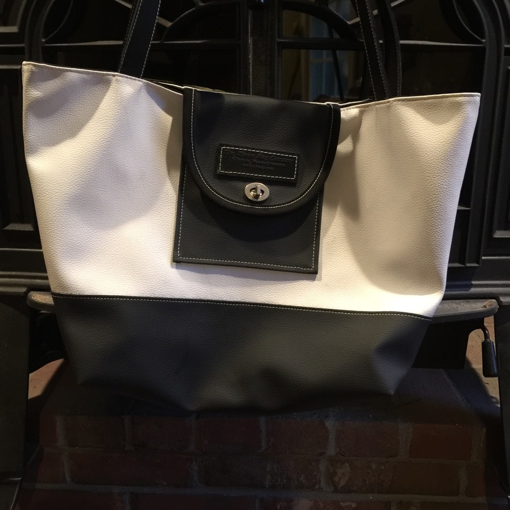 Black & white Tote handmade by Union Bag. Co.