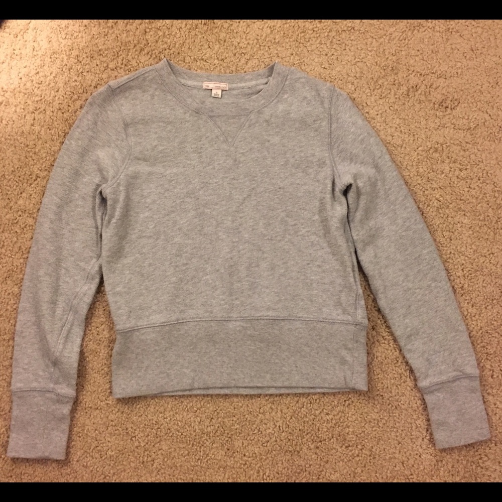 Gap sweatshirt