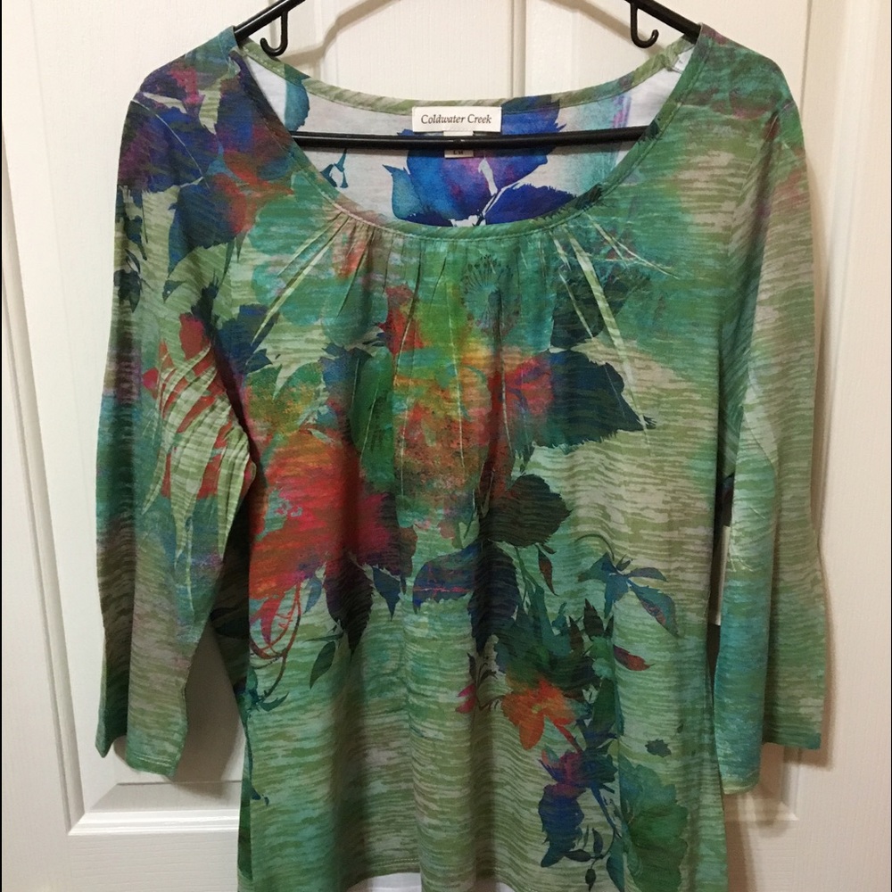 Shirted floral tee.