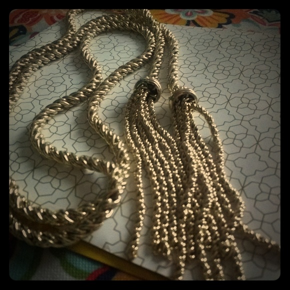 Kendra Scott Jackie statement necklace - Picture 3 of 3