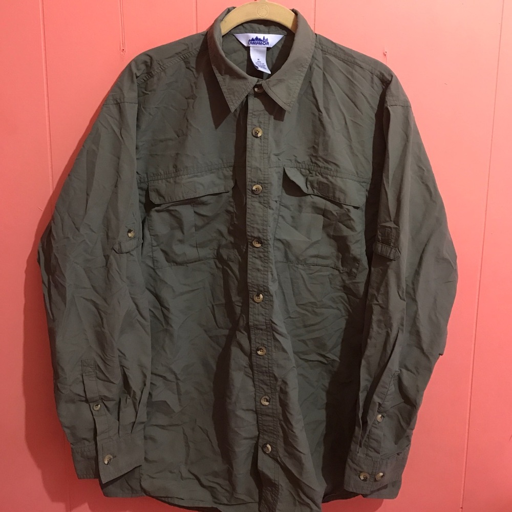 Campmor Vented Button Down Outdoors Shirt Size M