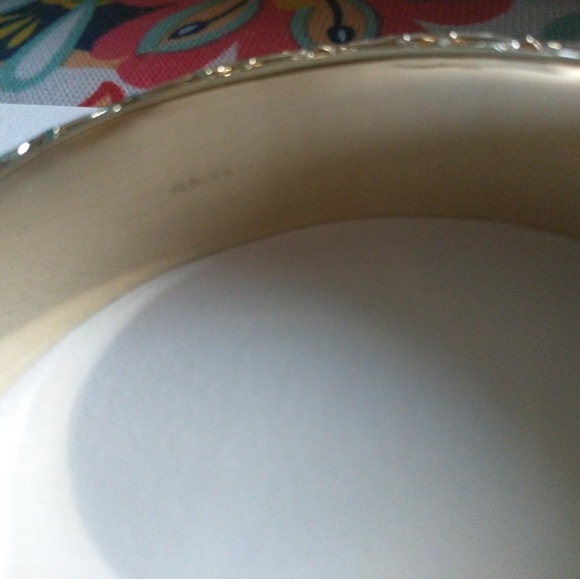 Kendra Scott retired Hagan bracelet - Picture 2 of 2