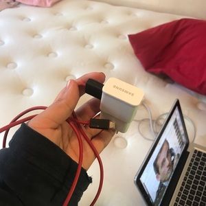 Android/Beats charger